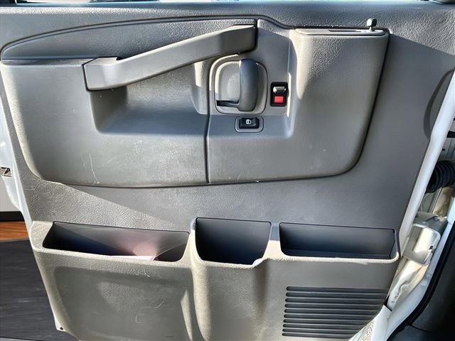 Used 2020 Chevrolet Express 3500 LT w/ LT Preferred Equipment Group image 21