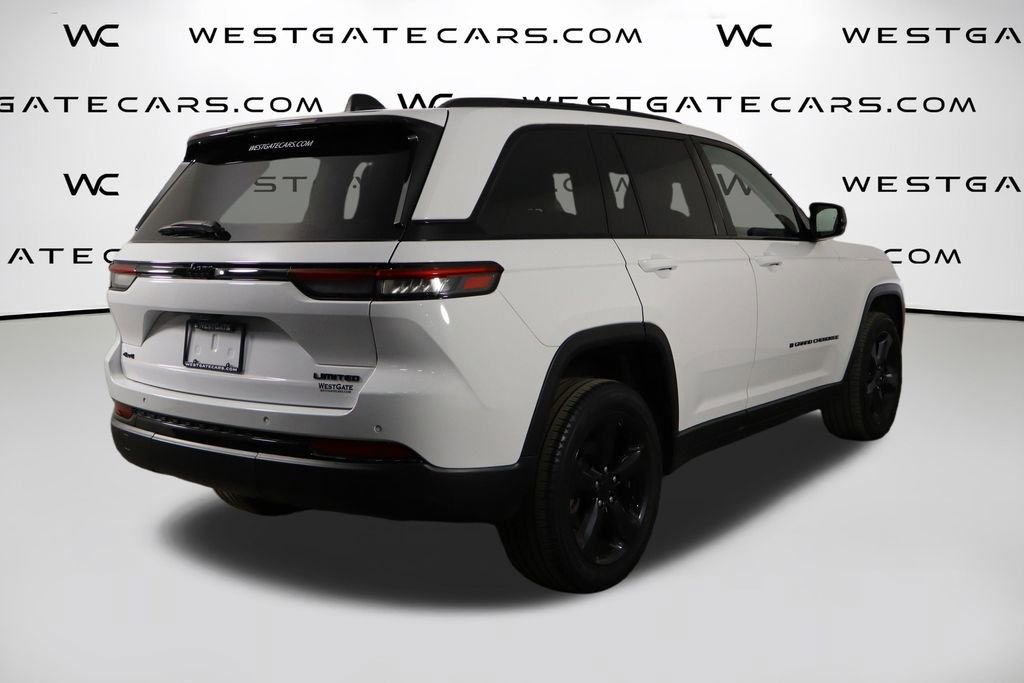 Used 2023 Jeep Grand Cherokee Limited w/ Black Appearance Package AWD/4WD image 48