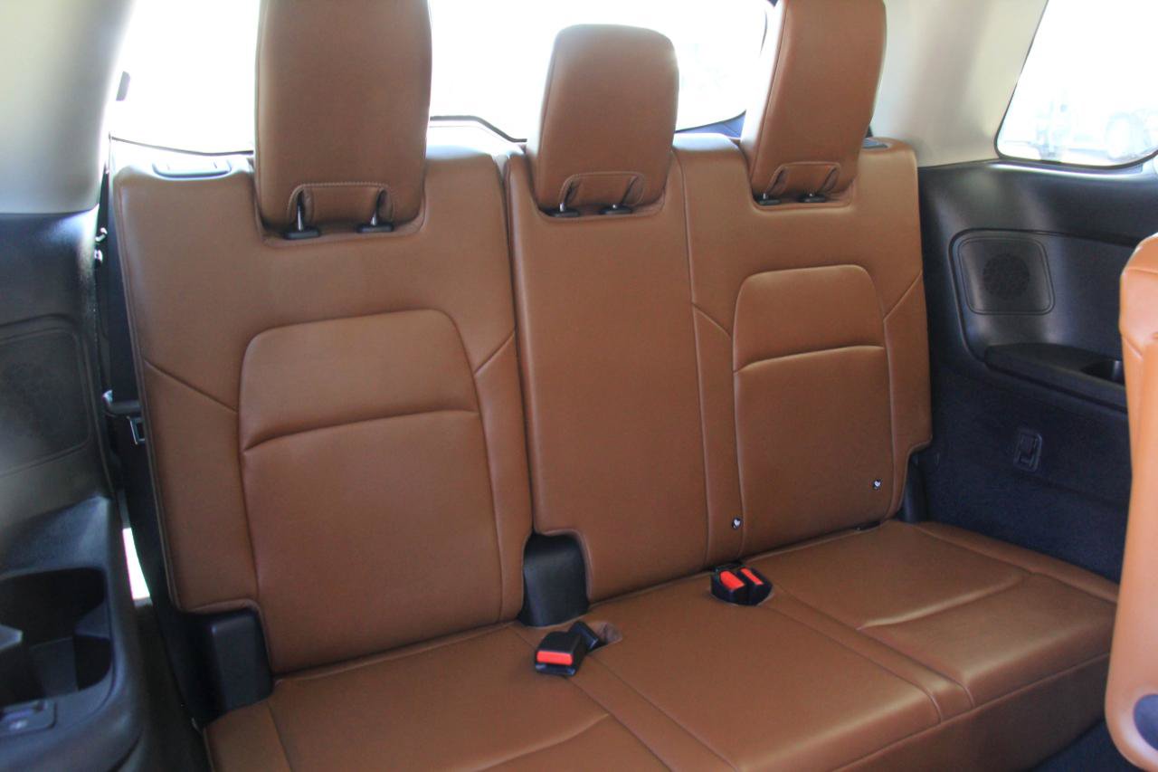 Used 2024 Nissan Pathfinder Platinum FWD image 34