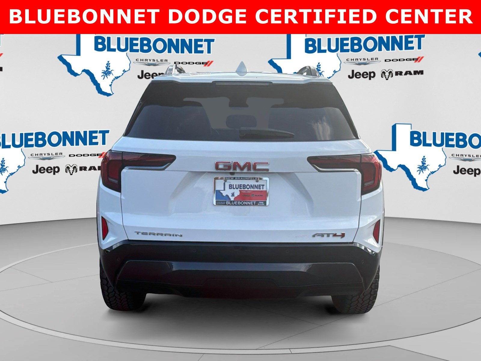 Used 2026 GMC Terrain AT4 AWD/4WD image 6