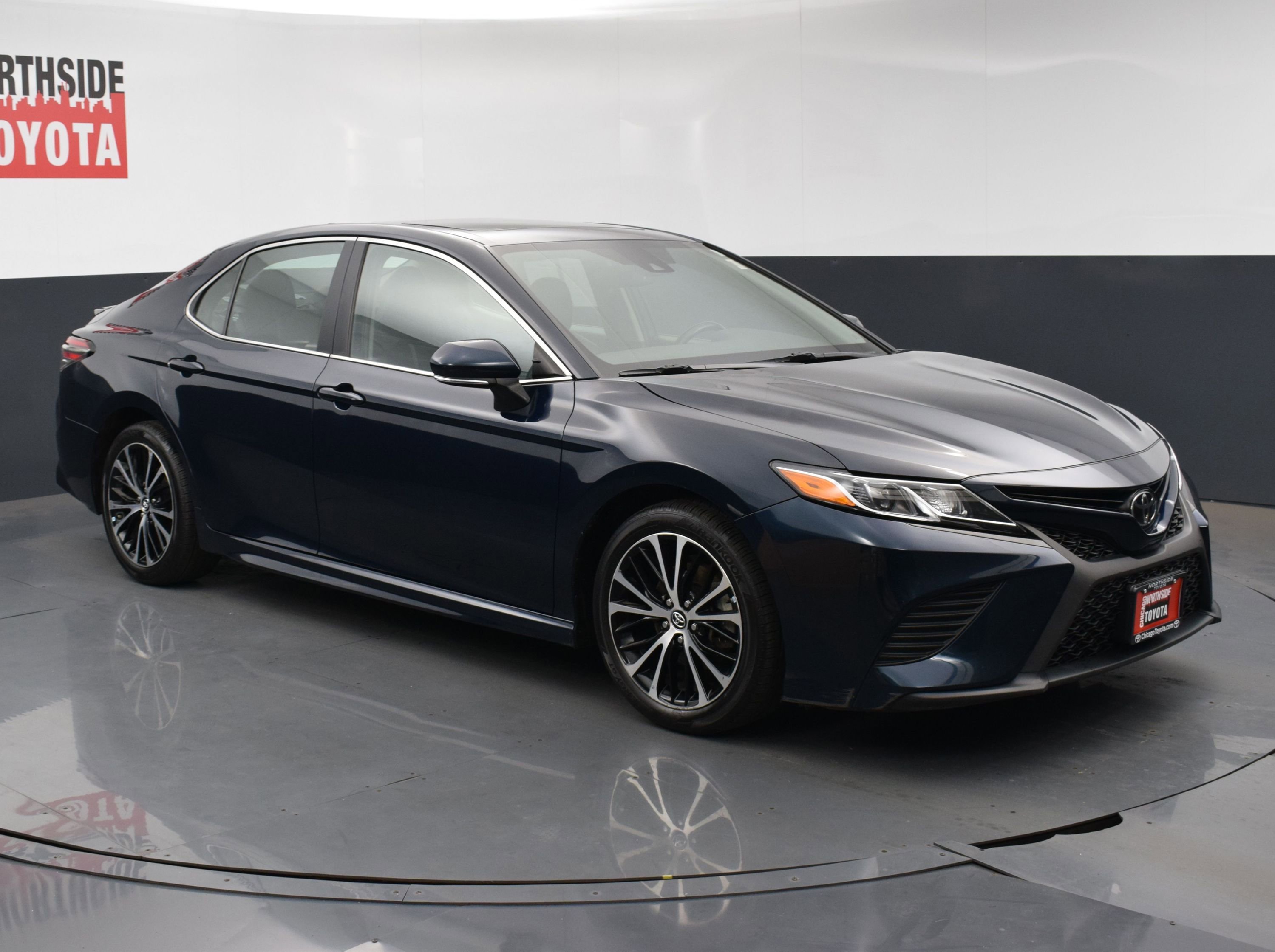 Used 2019 Toyota Camry SE image 6