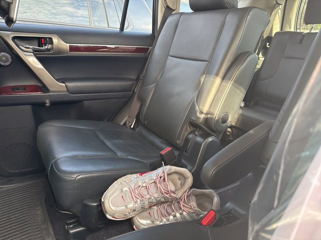 Used 2019 Lexus GX 460 Luxury image 9