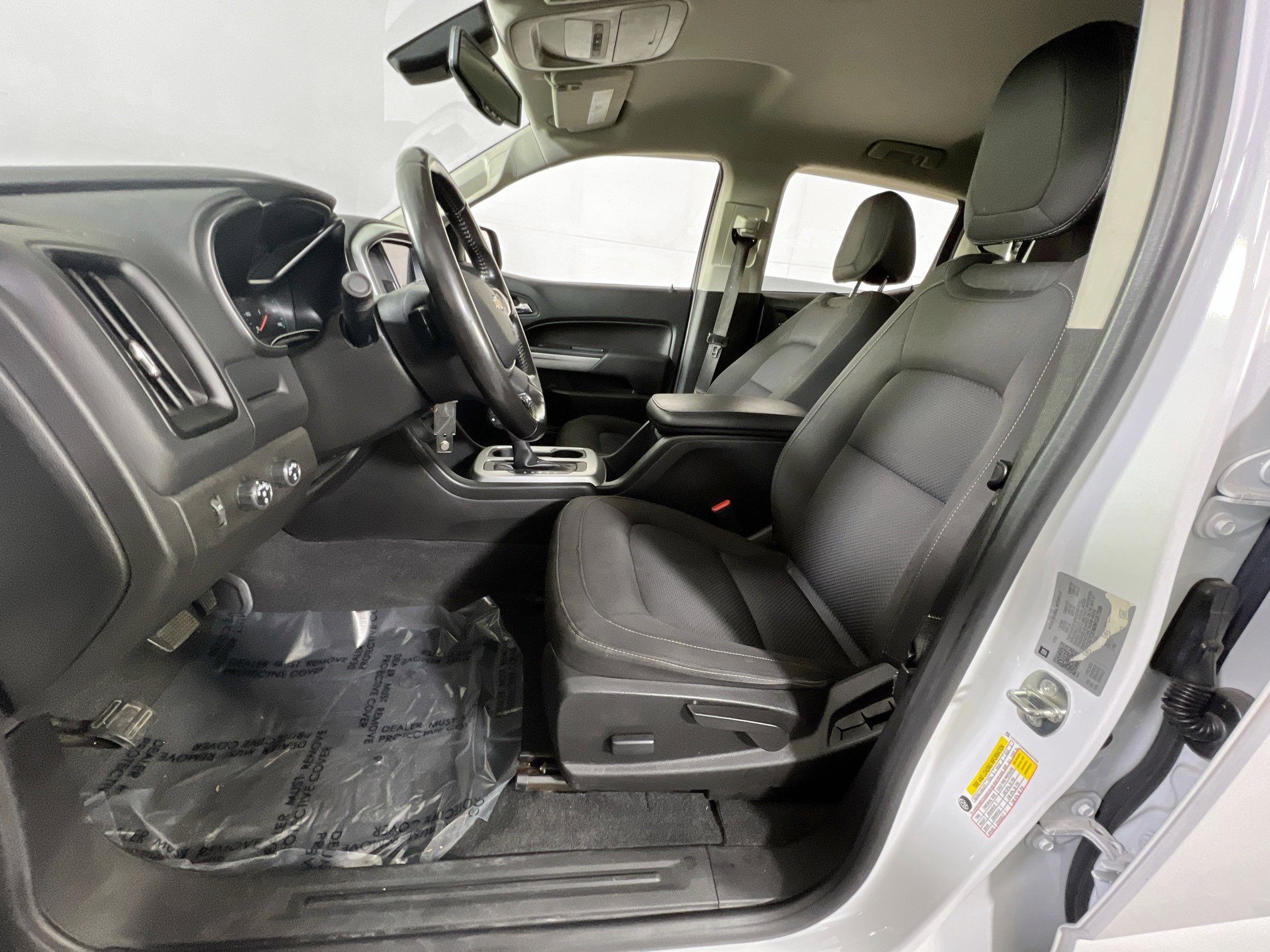 Used 2021 Chevrolet Colorado LT w/ Redline Special Edition image 19