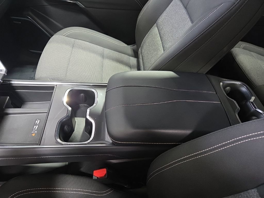 Used 2025 GMC Acadia Elevation AWD/4WD image 25