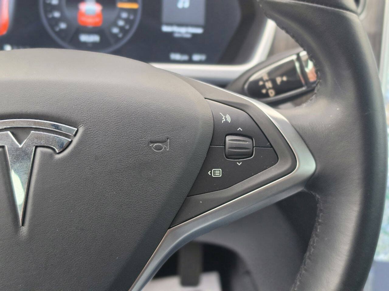 Used 2013 Tesla Model S RWD image 17