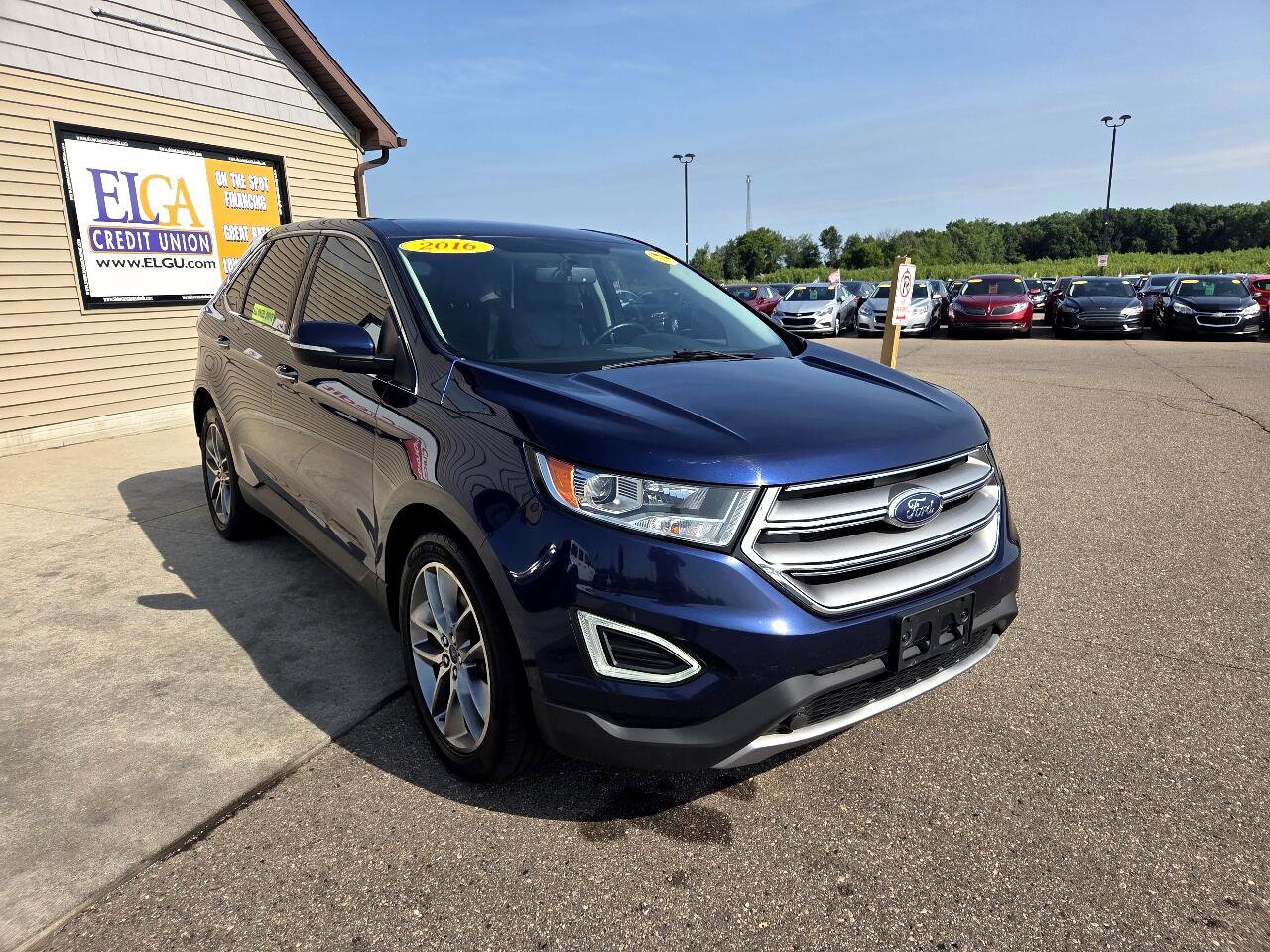 Used 2016 Ford Edge Titanium w/ Equipment Group 301A image 3