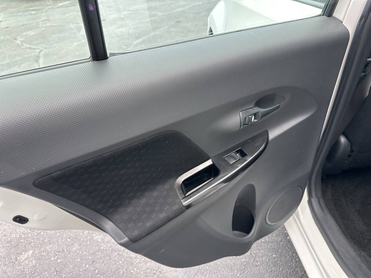Used 2010 Scion xD FWD image 6