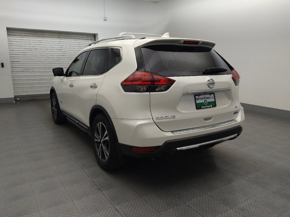 Used 2017 Nissan Rogue SL w/ SL HEV Premium Package FWD image 5