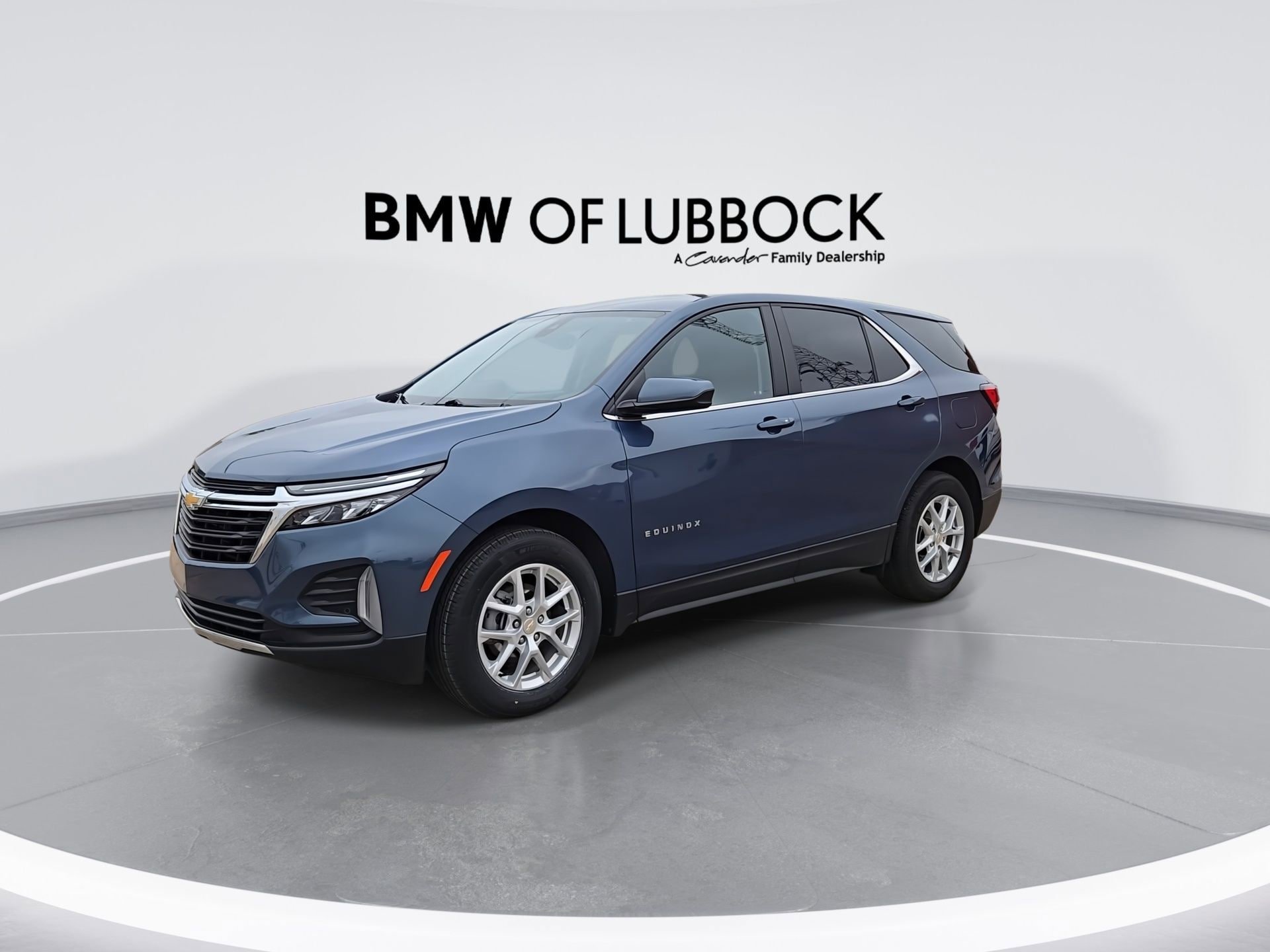 Used 2024 Chevrolet Equinox LT w/ LPO, Floor Liner Package FWD image 4