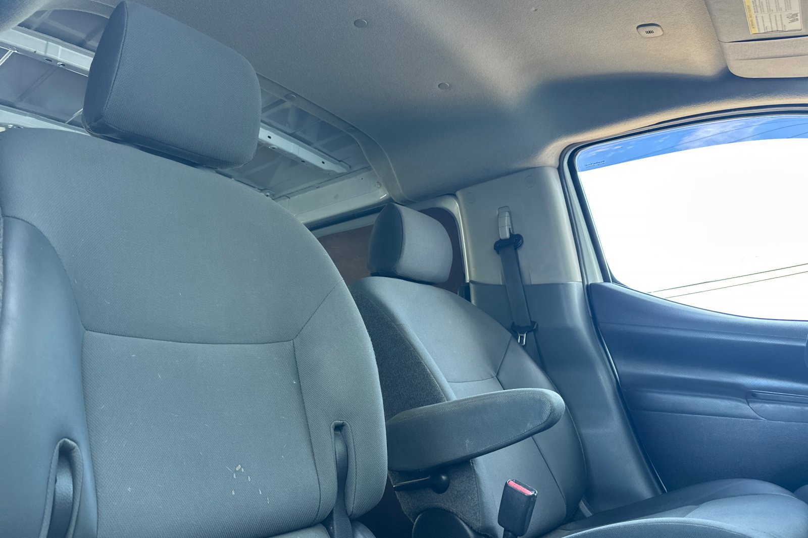 Used 2018 Nissan NV200 SV w/ Navigation Package image 19