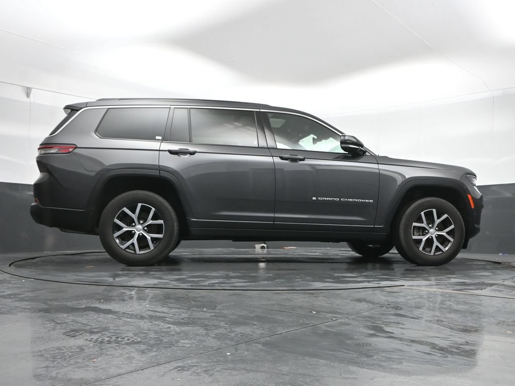 Used 2024 Jeep Grand Cherokee L Limited w/ Luxury Tech Group II AWD/4WD image 42