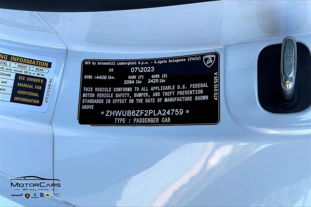 Used 2023 Lamborghini Huracan Tecnica image 21