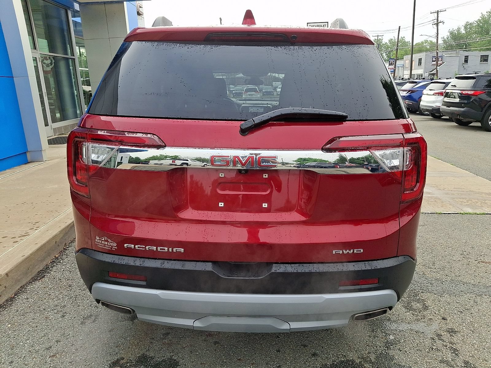 Used 2023 GMC Acadia SLT w/ Technology Package AWD/4WD image 5