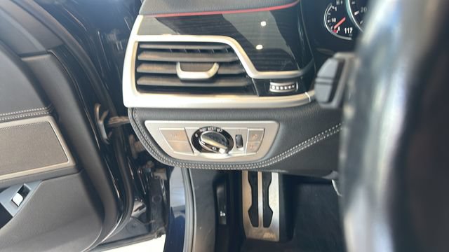 Used 2019 BMW 750i xDrive w/ M Sport Package AWD/4WD image 16