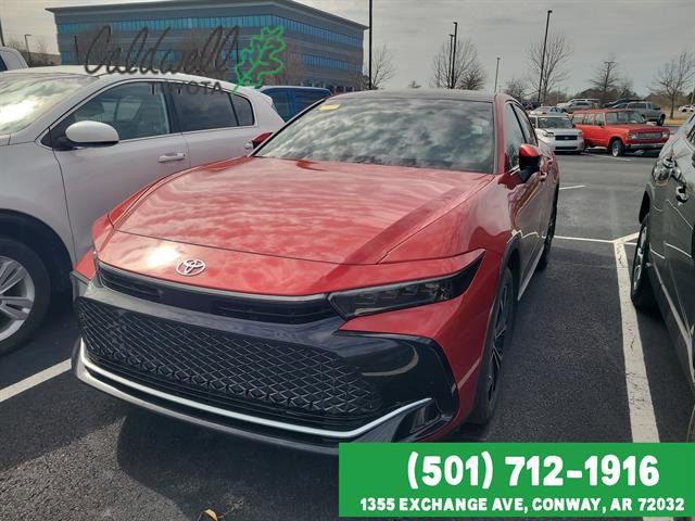 Used 2024 Toyota Crown Limited image 1