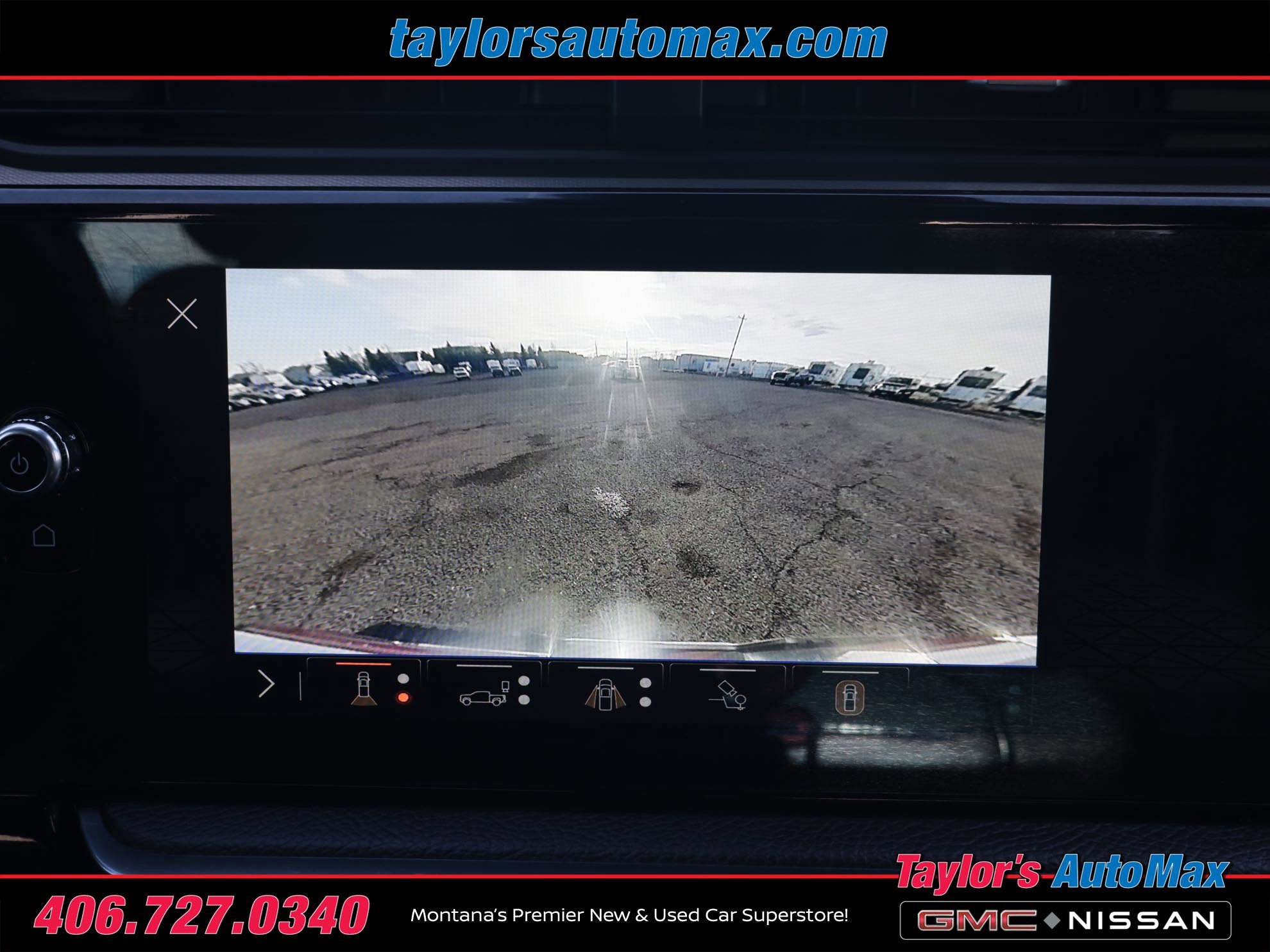 Used 2024 GMC Sierra 3500 Denali w/ Denali Reserve Package AWD/4WD image 17