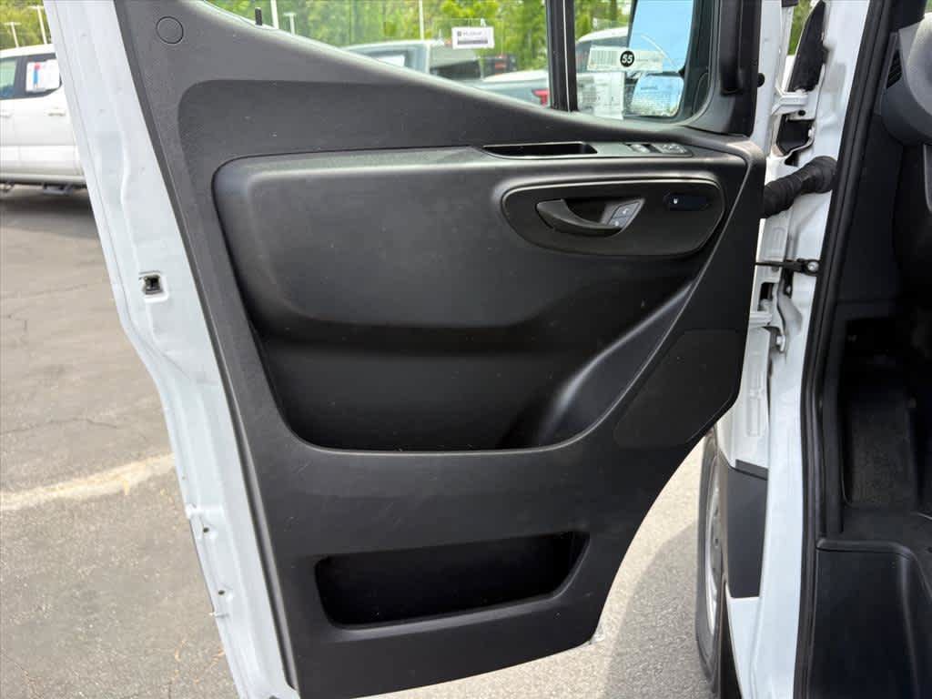 Used 2025 Mercedes-Benz Sprinter 2500 image 19