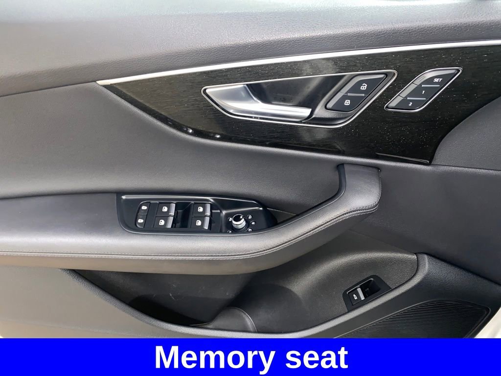 Used 2023 Audi Q7 3.0T Premium Plus image 16