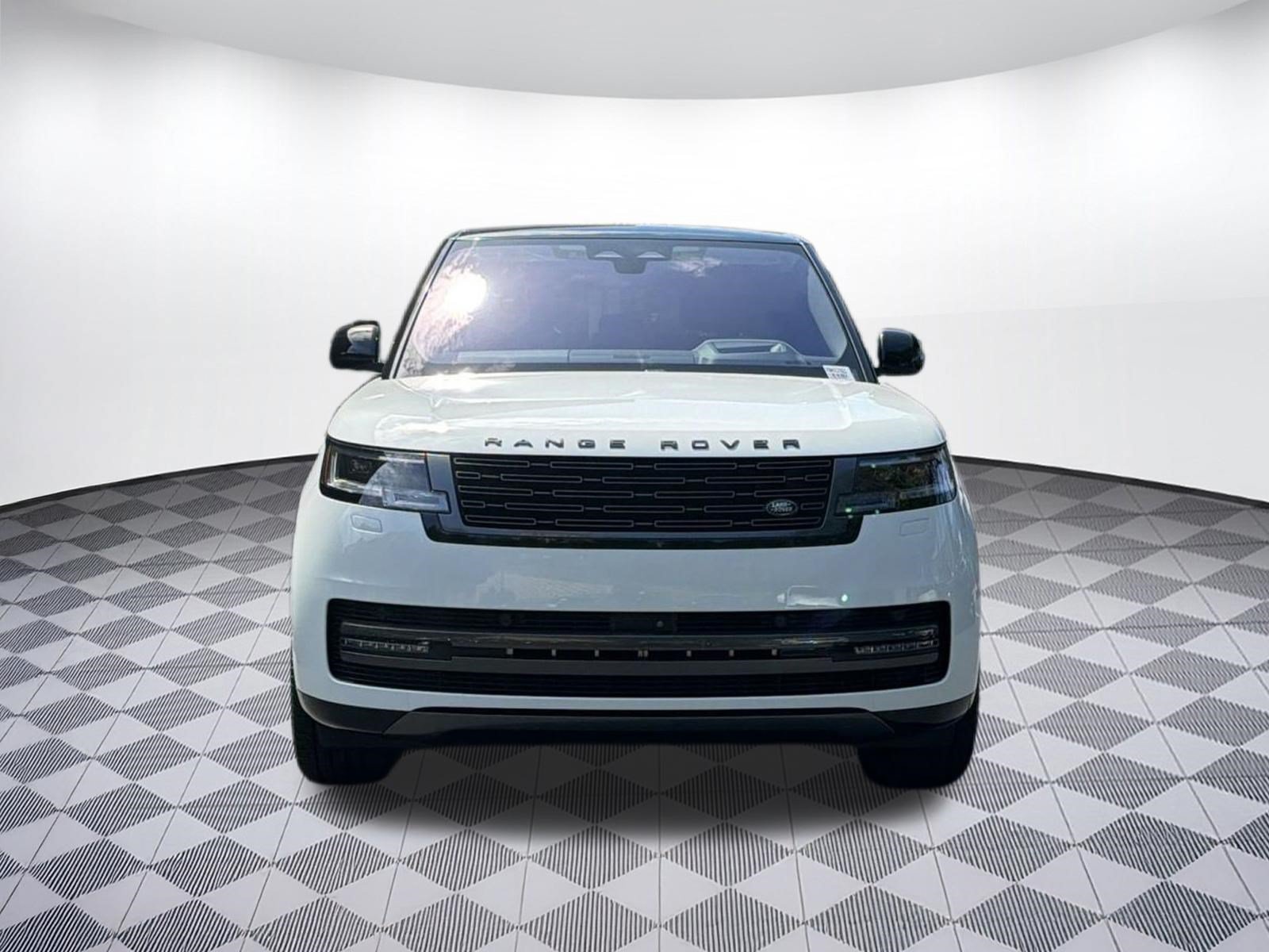 Certified 2022 Land Rover Range Rover Long Wheelbase SE AWD/4WD image 6