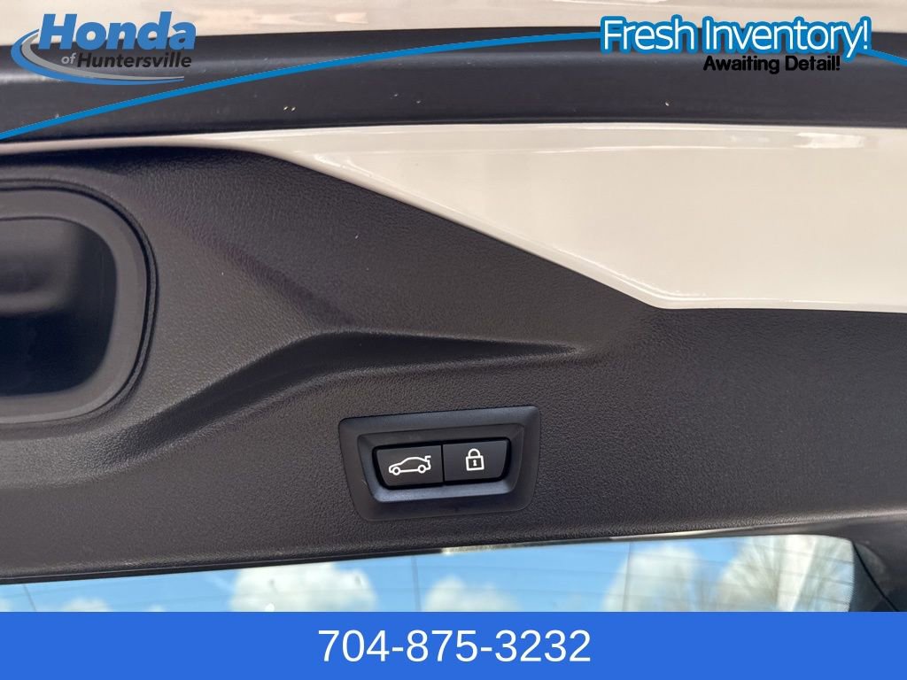 Used 2023 BMW X5 xDrive40i w/ Premium Package image 11