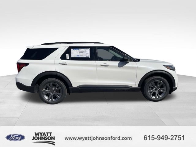 New 2026 Ford Explorer Active image 2