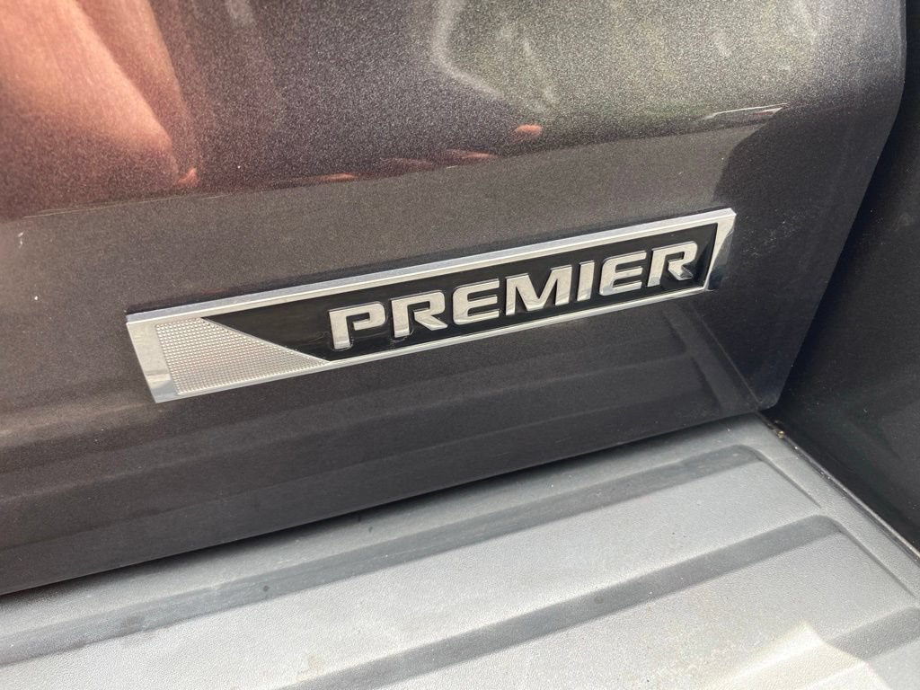 Used 2018 Chevrolet Tahoe Premier AWD/4WD image 12