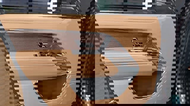 New 2026 Land Rover Range Rover Long Wheelbase SE image 23