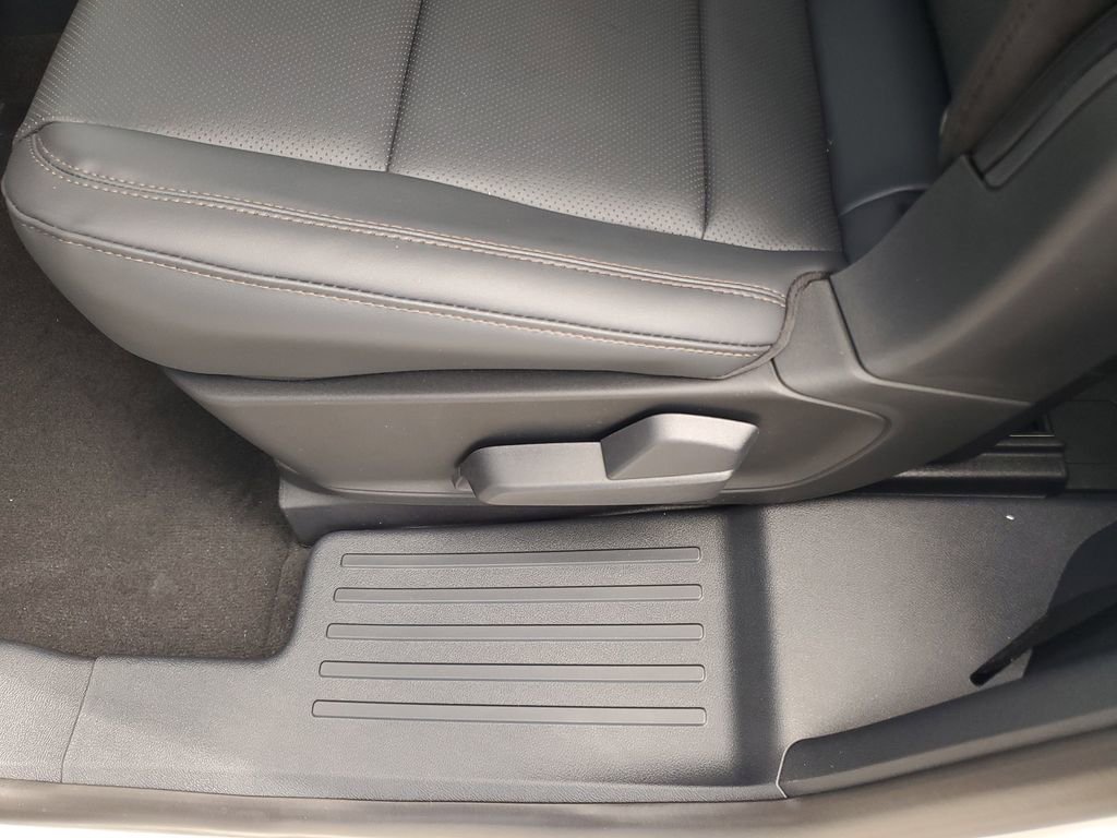 New 2026 Lincoln Aviator 2WD w/ Jet Appearance Package image 13