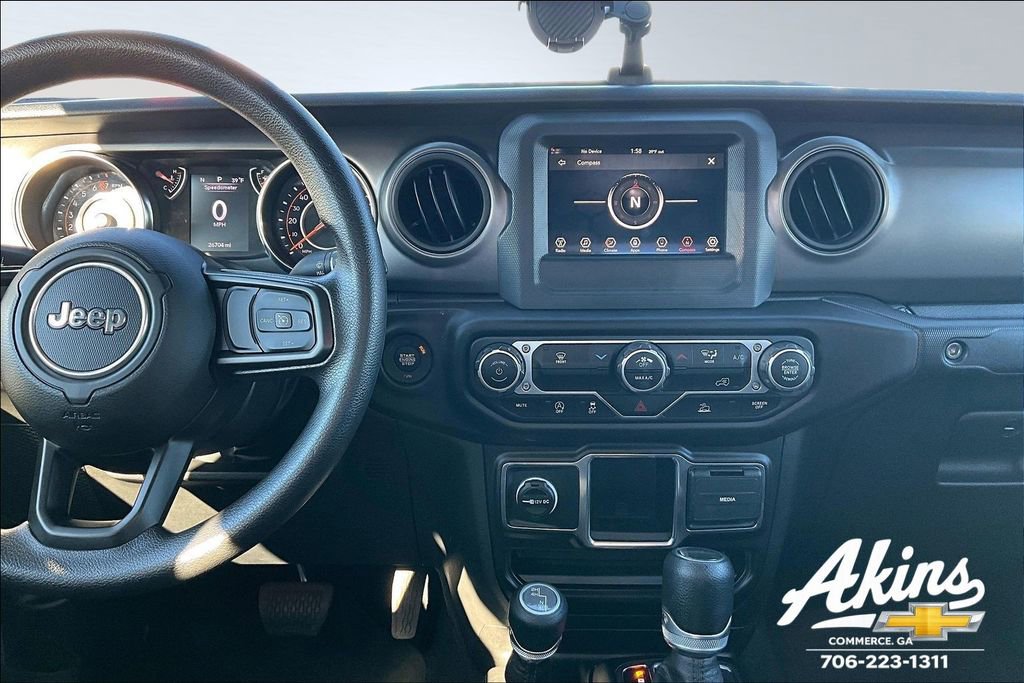 Used 2023 Jeep Gladiator Sport image 8