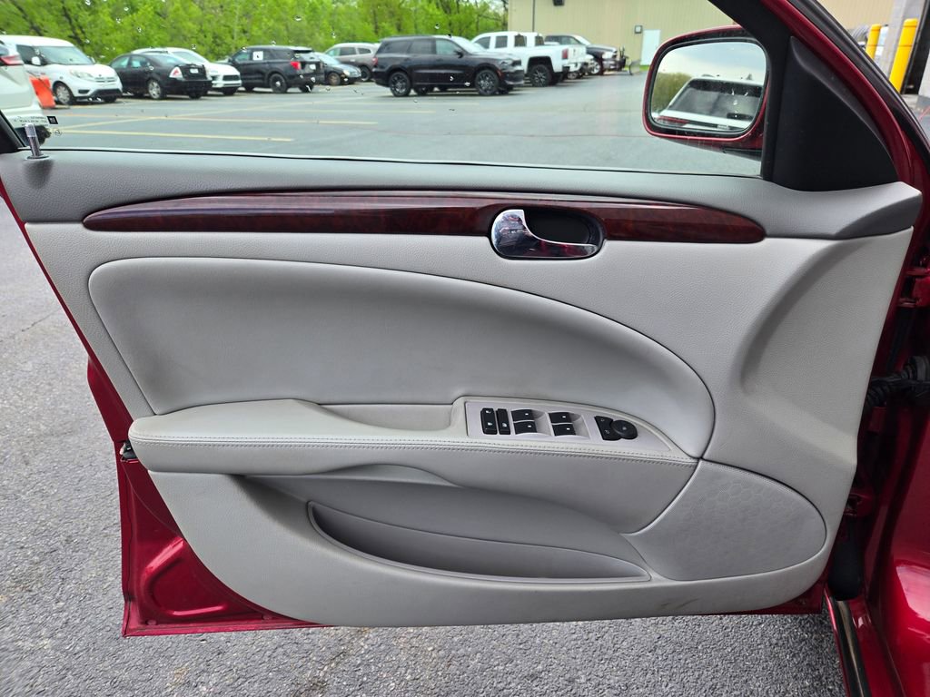 Used 2007 Buick Lucerne CX FWD image 9