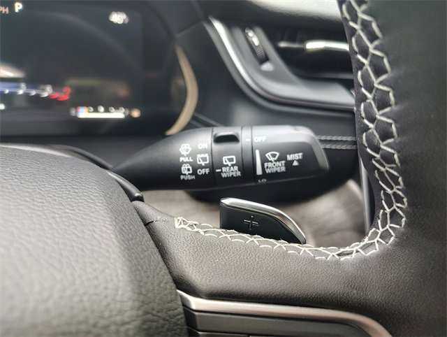 New 2025 Jeep Grand Cherokee Limited w/ Trailer Tow Package image 22