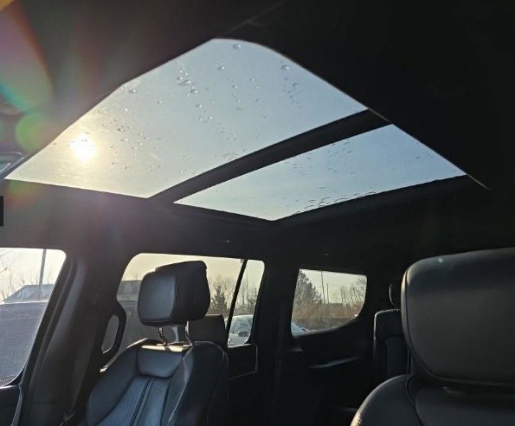 Used 2022 Jeep Wagoneer Series III w/ Premium Group I image 5