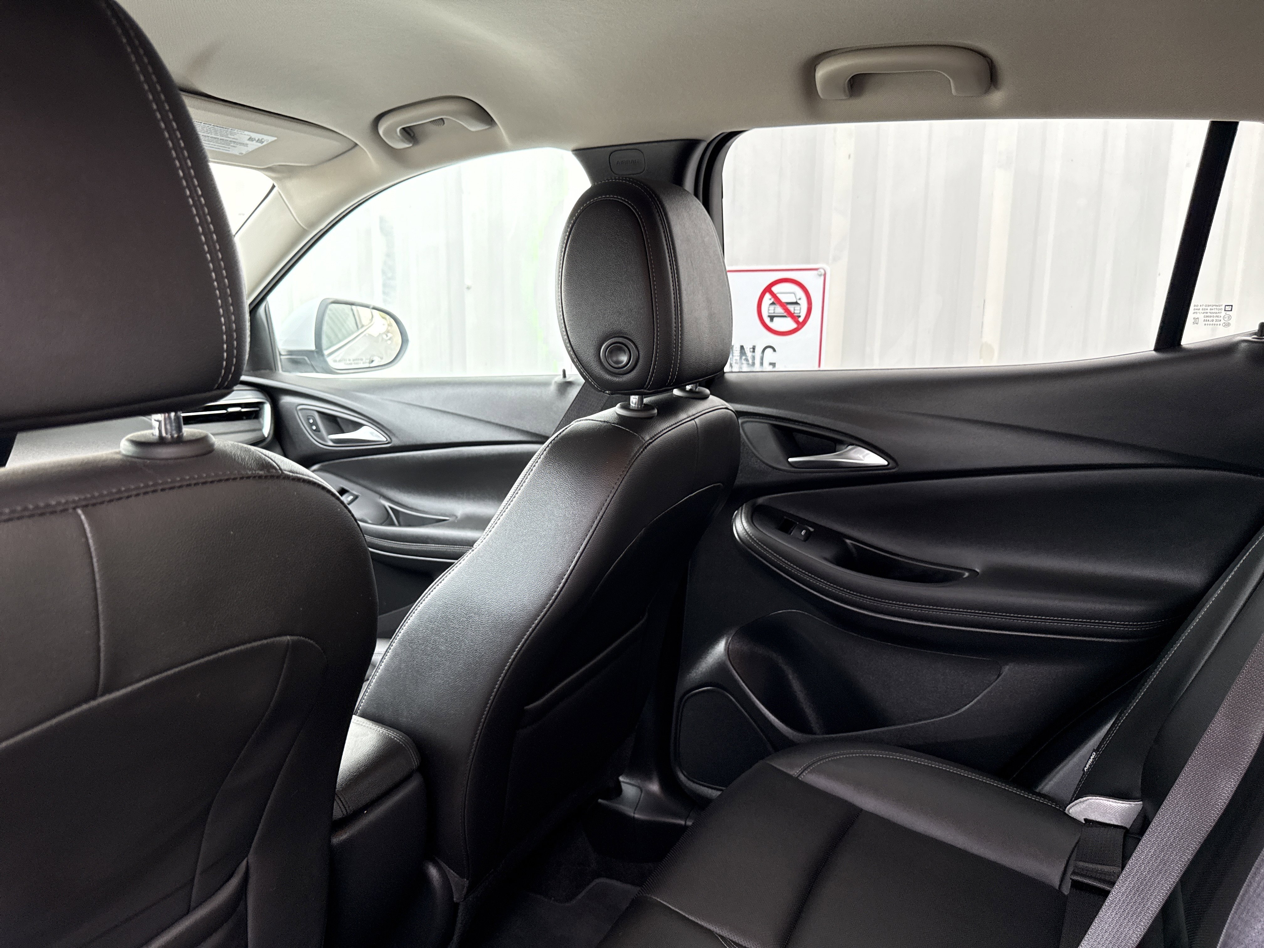 Used 2024 Buick Encore GX Sport Touring image 33