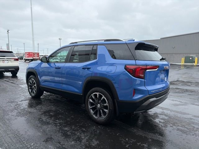 Used 2025 GMC Terrain Elevation w/ Elevation Premium Package image 5