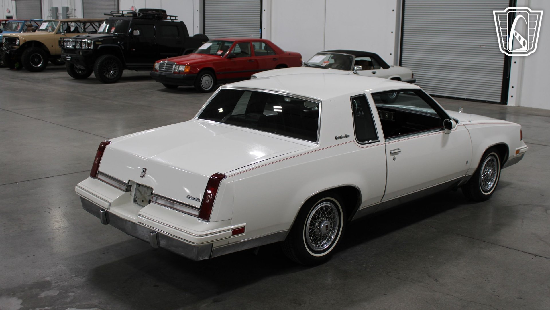 Used 1988 Oldsmobile Cutlass Supreme Classic Brougham RWD image 7