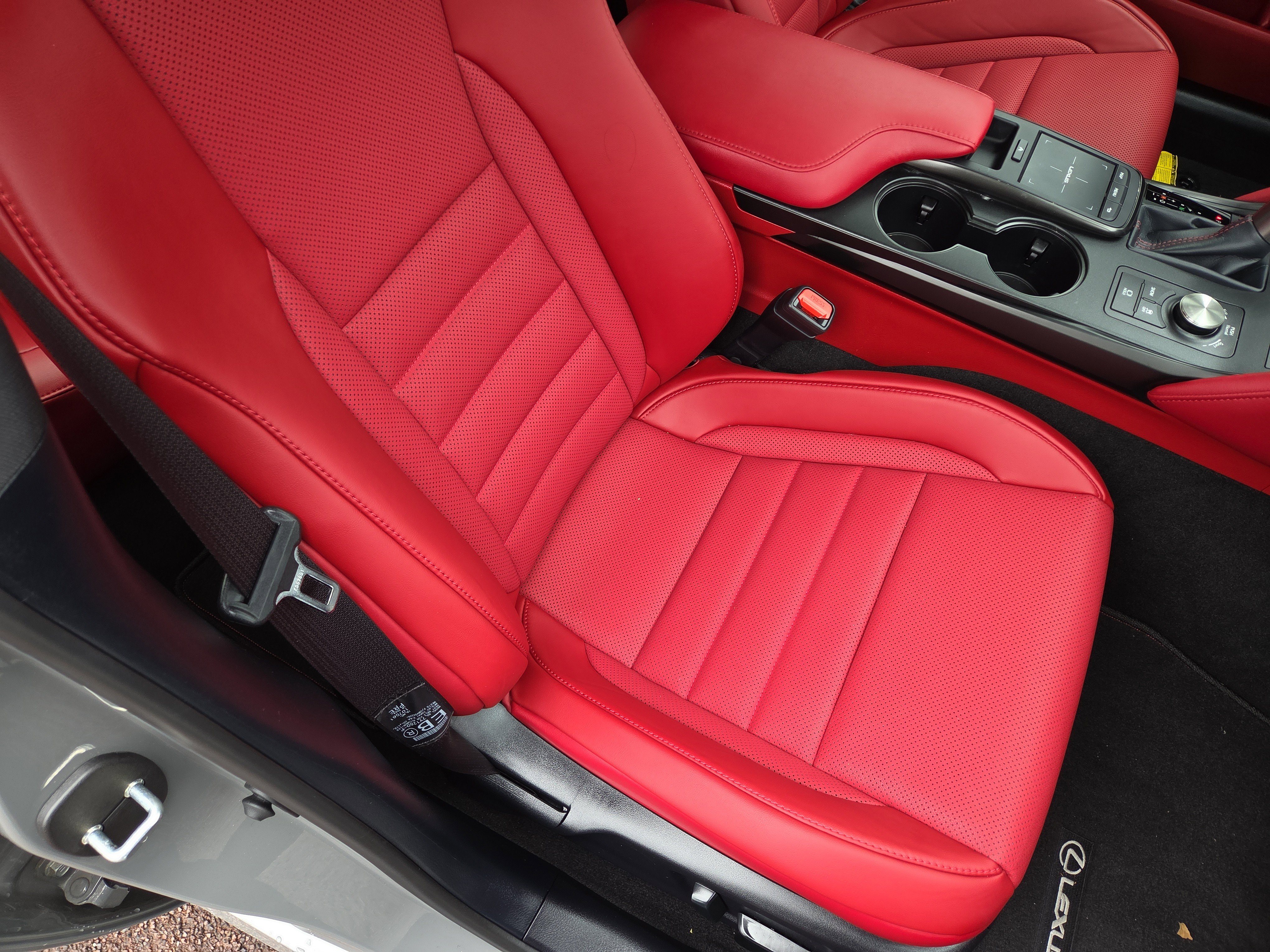 Certified 2025 Lexus IS 350 F Sport image 16