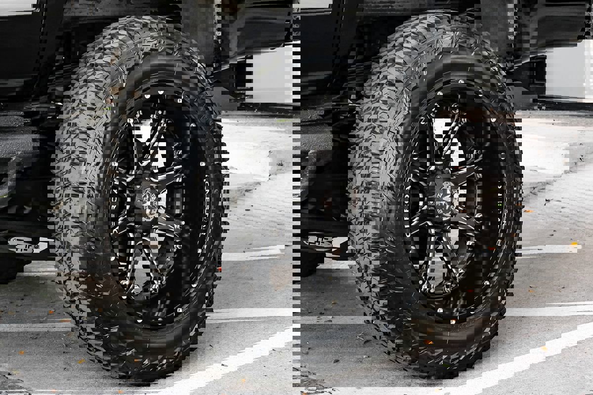 Used 2002 Ford Excursion Limited image 52