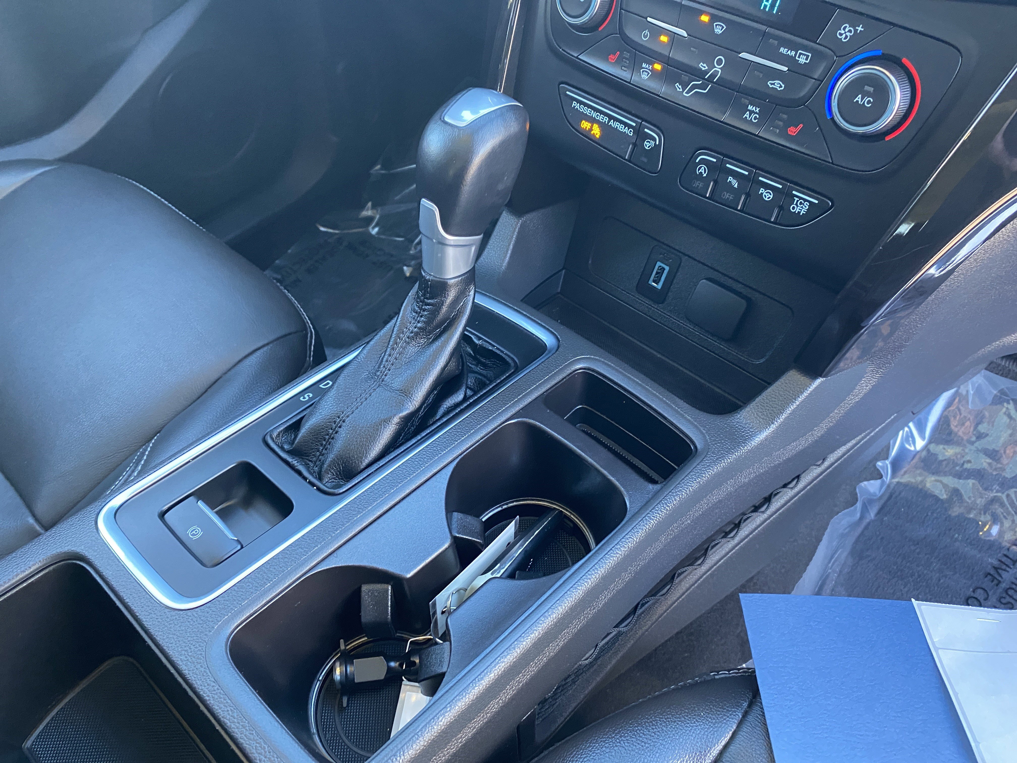 Used 2017 Ford Escape Titanium w/ Equipment Group 301A image 16