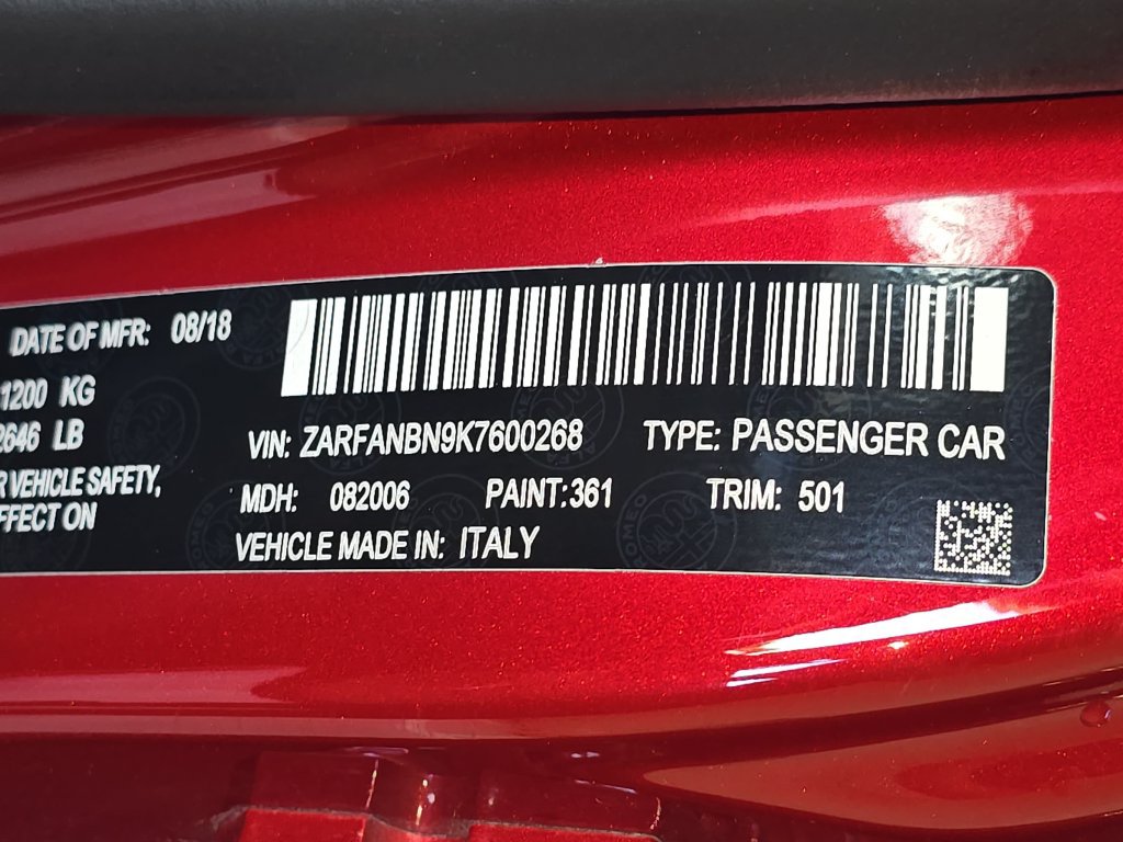 Used 2019 Alfa Romeo Giulia Ti w/ Quick Order Package 22X Lusso AWD/4WD image 36