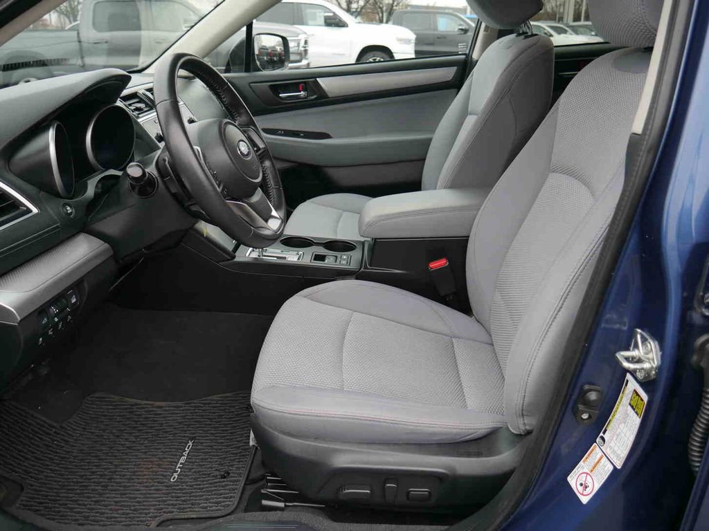Used 2019 Subaru Outback 2.5i Premium image 27