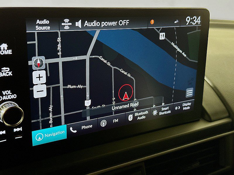 Used 2025 Honda Pilot Black Edition image 16