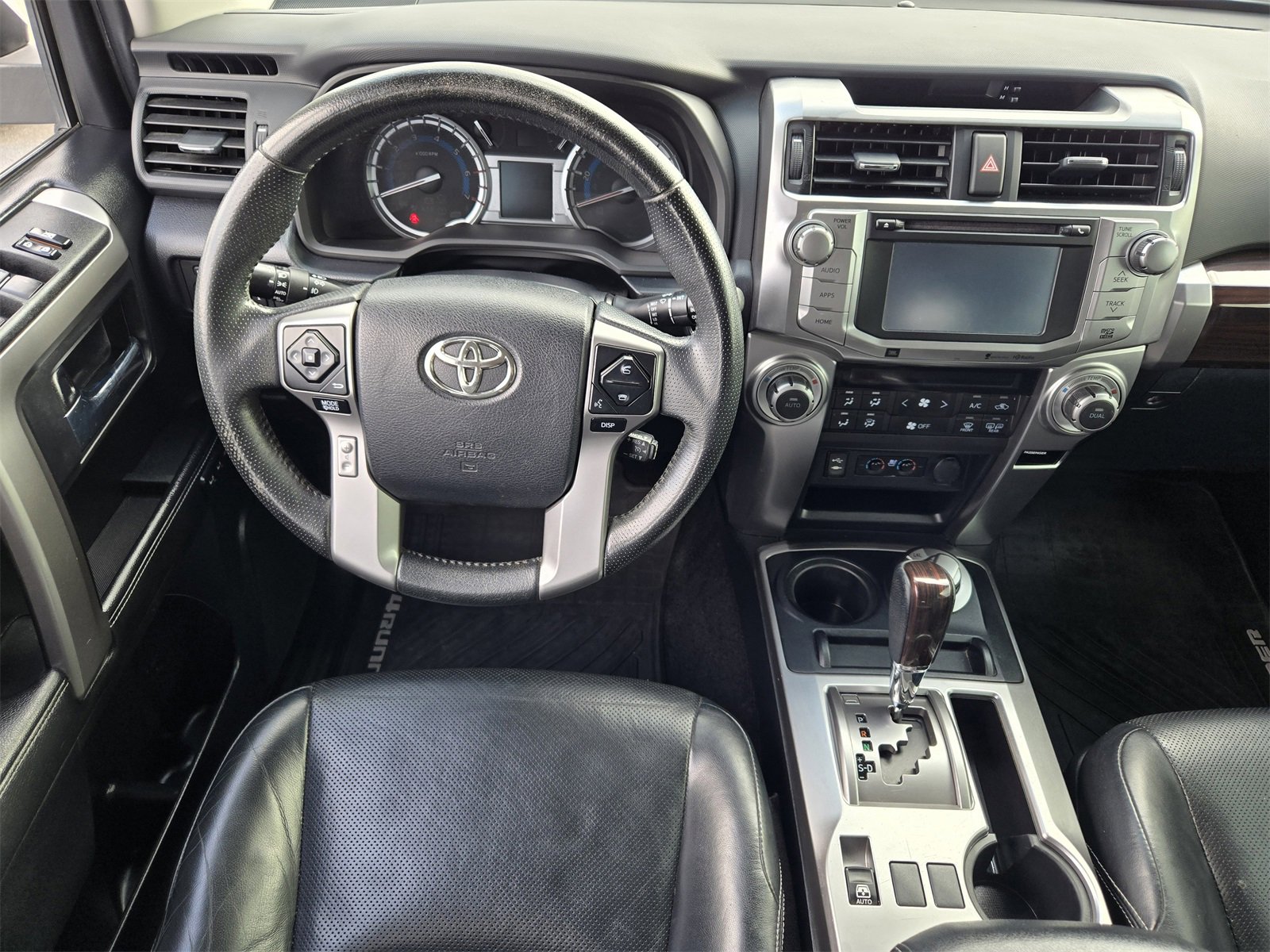 Used 2014 Toyota 4Runner Limited image 25