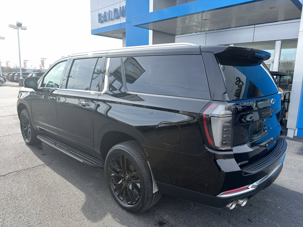 New 2026 Chevrolet Suburban Premier image 6