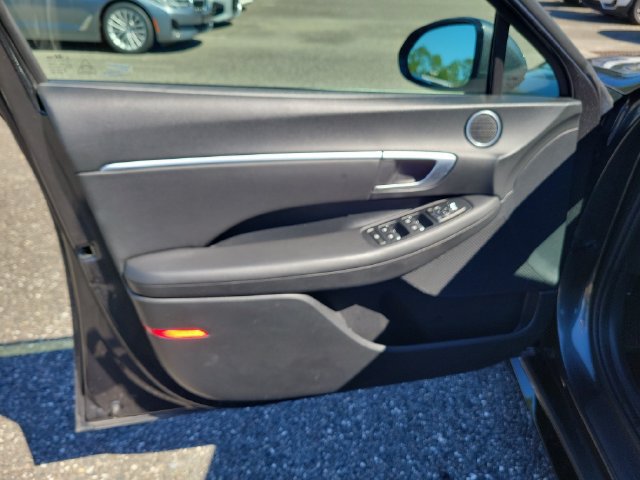 Used 2025 Hyundai Sonata SEL AWD/4WD image 22