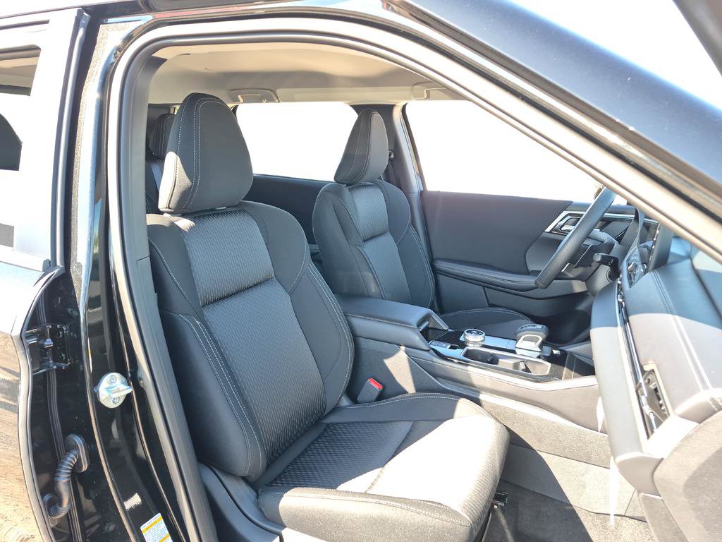 New 2026 Mitsubishi Outlander ES FWD image 23