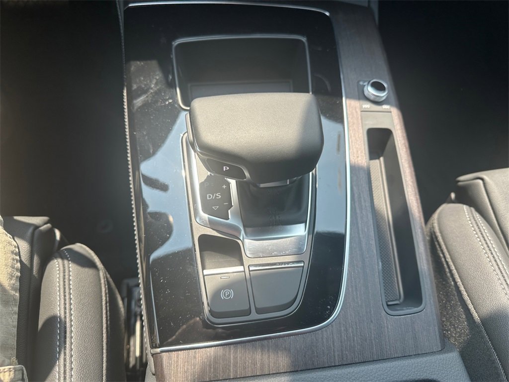 Certified 2025 Audi Q5 2.0T Premium Plus w/ Premium Plus Package image 23