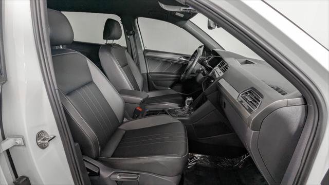 Used 2022 Volkswagen Tiguan SE R-Line FWD image 26