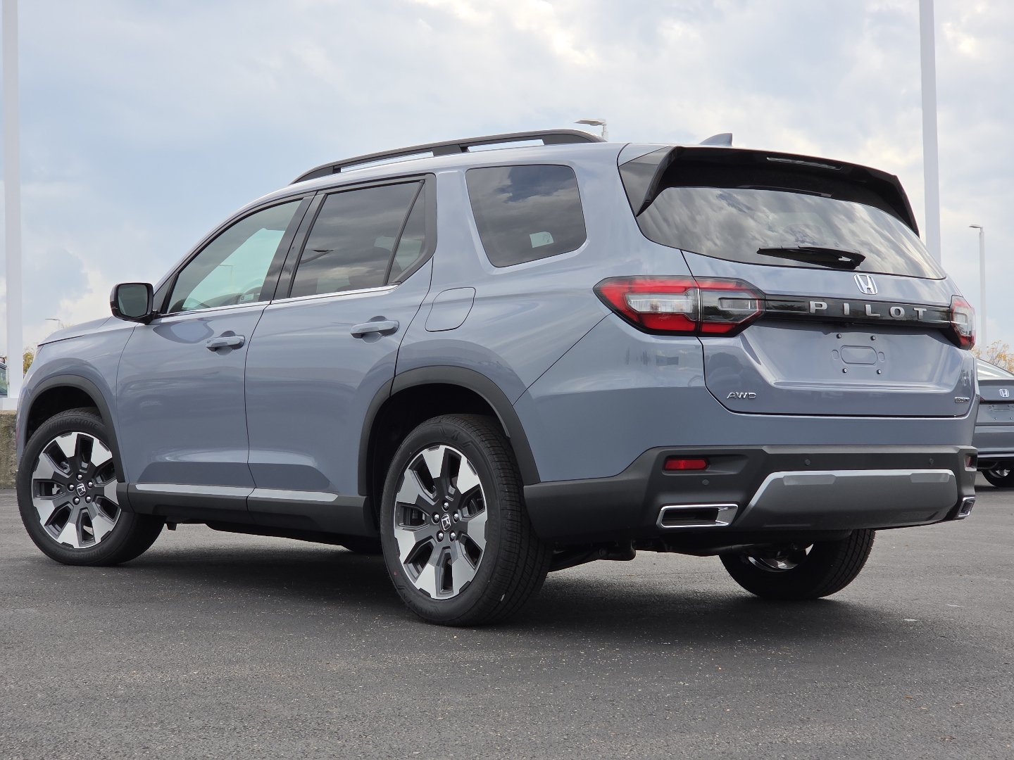 New 2026 Honda Pilot Touring image 15