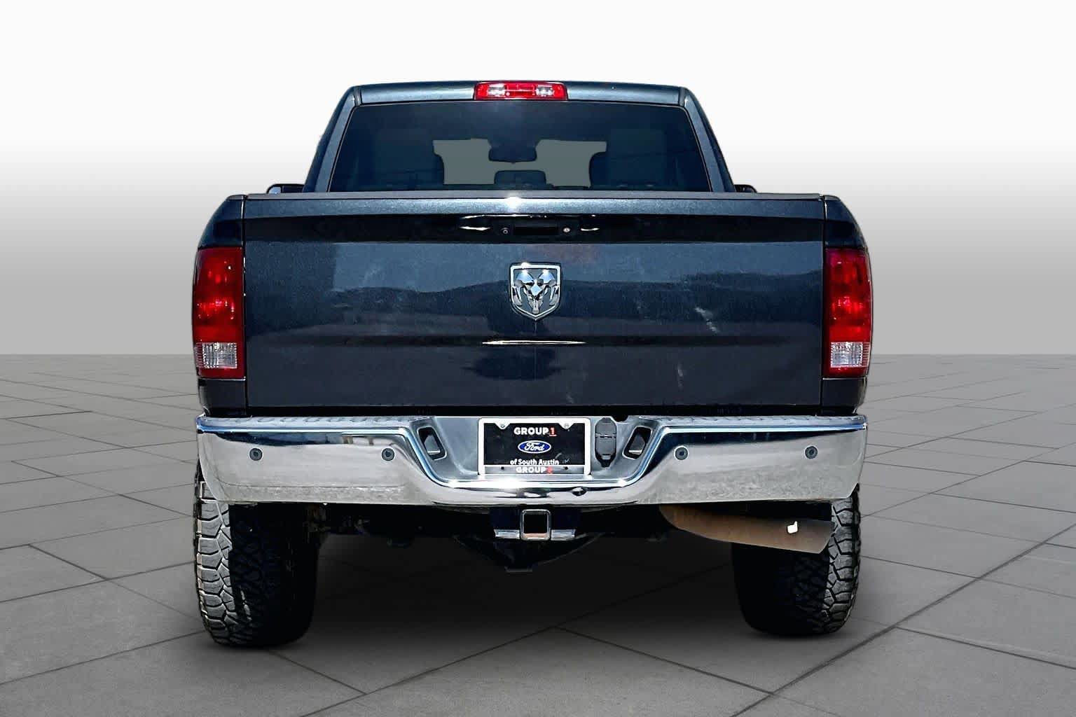Used 2015 RAM 2500 Tradesman w/ Chrome Appearance Group AWD/4WD image 5
