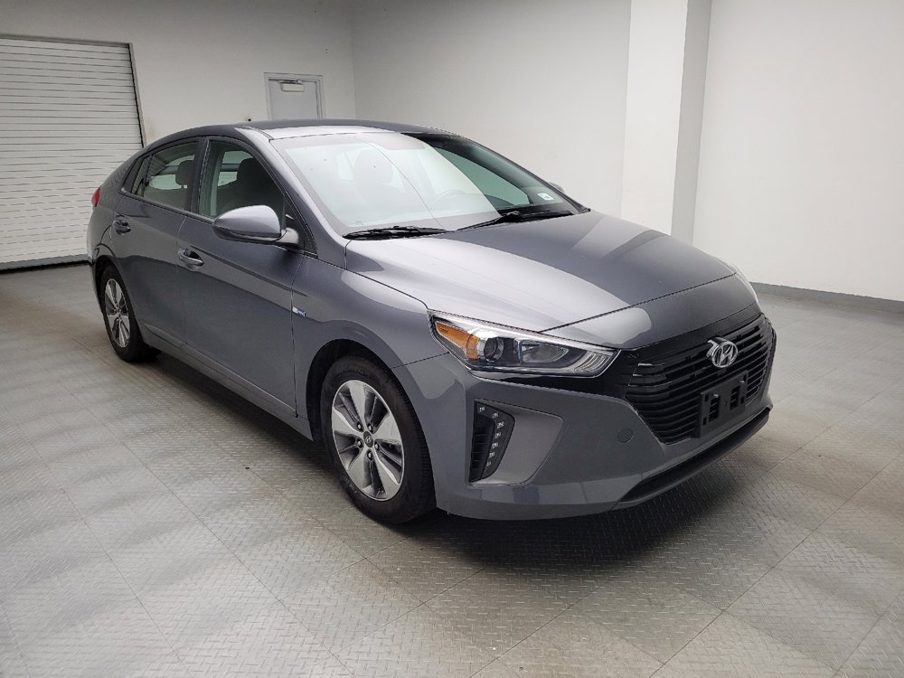 Used 2019 Hyundai Ioniq Plug-In Hybrid FWD image 13